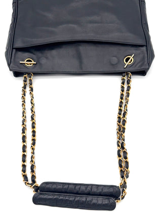 Chanel Shopper