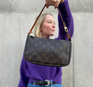 Louis Vuitton Pochette