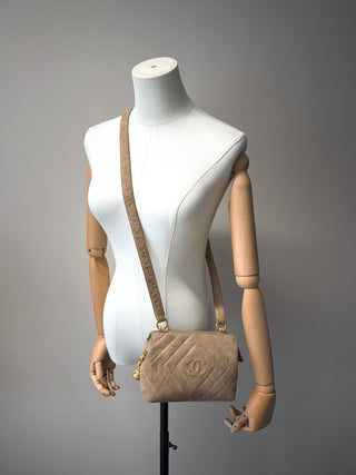 Chanel Camera Bag - Second Hand - BONVOYAGELOUIS