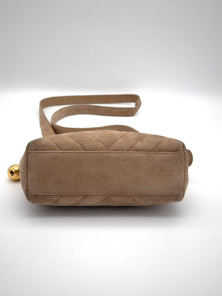 Chanel Camera Bag - Second Hand - BONVOYAGELOUIS