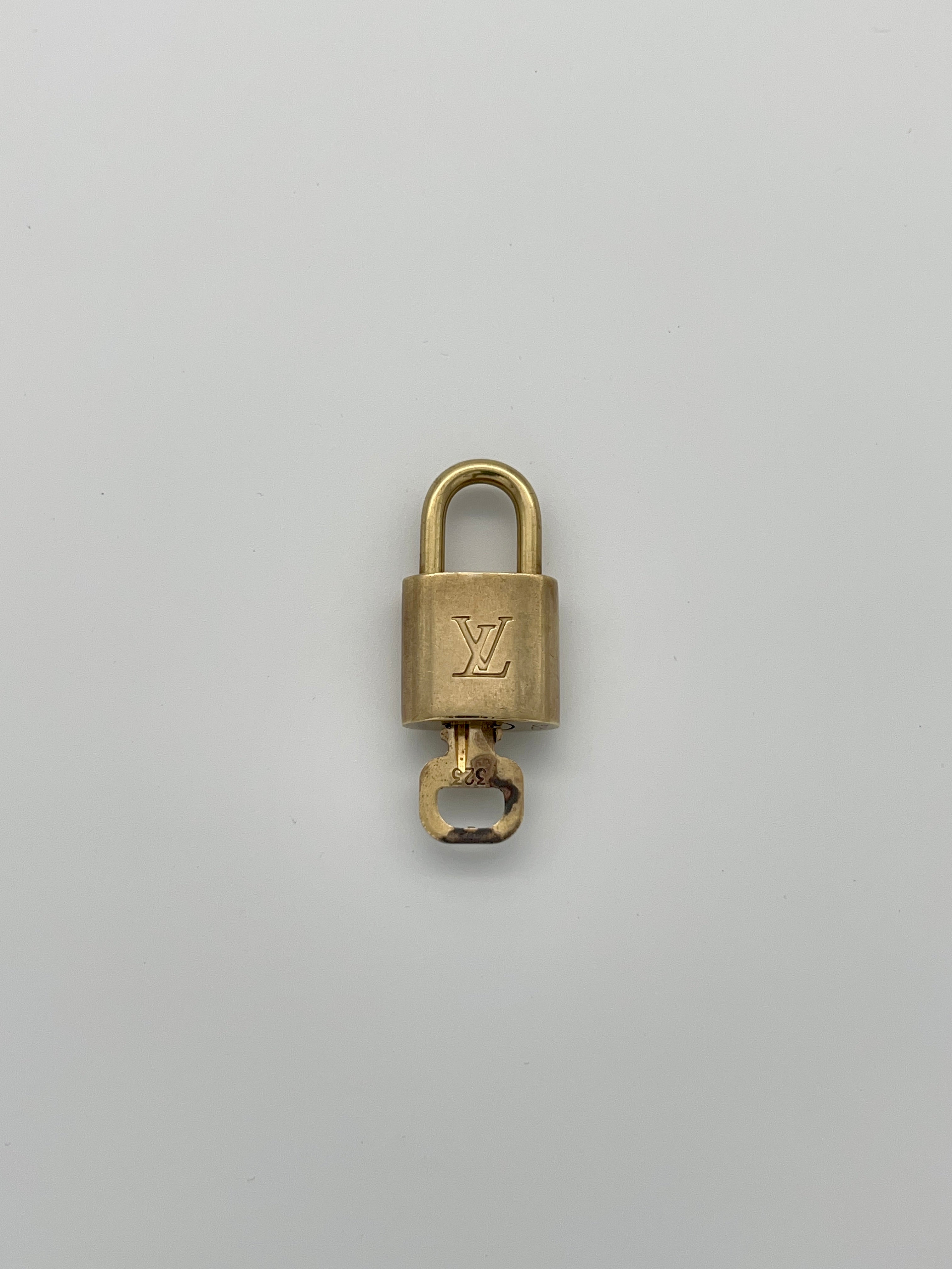 Real louis vuitton discount lock