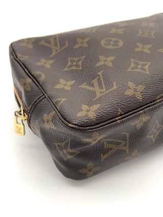 Louis Vuitton Trousse Toilette 23 Ecke