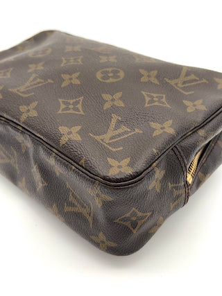 Louis Vuitton Trousse Toilette 23 Ecke