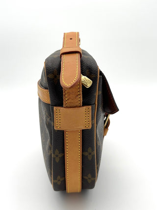 Louis Vuitton Jeune Fille GM Seite