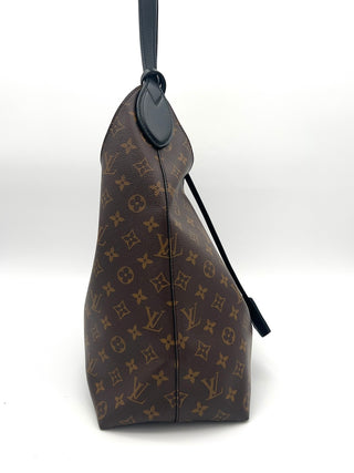 Louis Vuitton Flower Hobo Seite