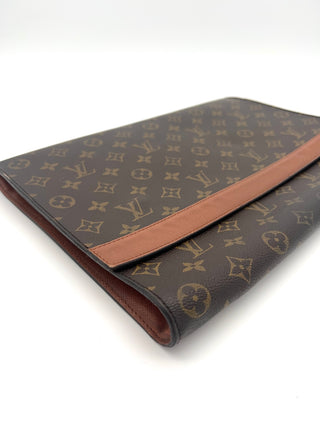 Louis Vuitton Clutch Ecke