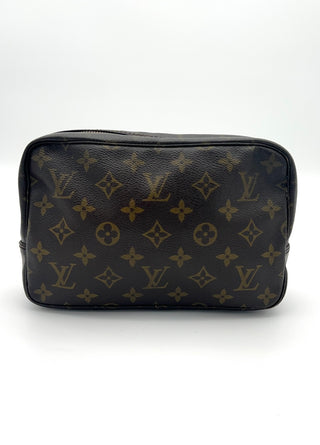 Louis Vuitton Kosmetiktasche Trousse Toilette 23 Vorderseite