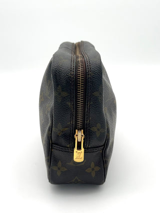 Louis Vuitton Kosmetiktasche Trousse Toilette 23 Seite