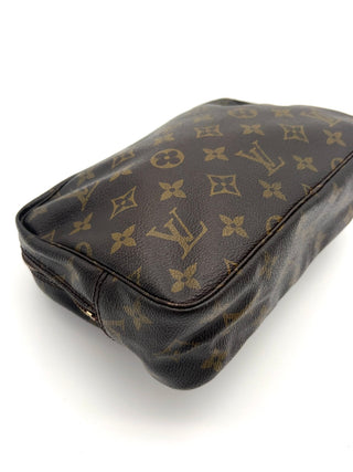 Louis Vuitton Kosmetiktasche Trousse Toilette 23 Ecke