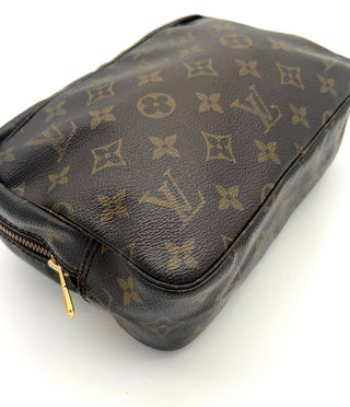 Louis Vuitton Kosmetiktasche Trousse Toilette 23 Ecke