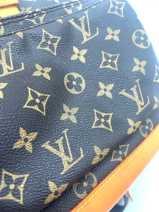 Louis Vuitton Rucksack Montsouris GM kleiner Kratzer