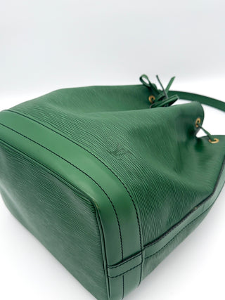 Louis Vuitton Sac Noé Grande Epi Leder grün