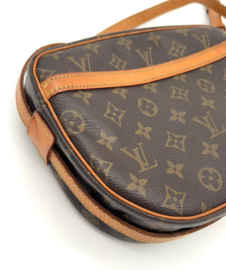 Louis Vuitton Jeune Fille MM Ecke