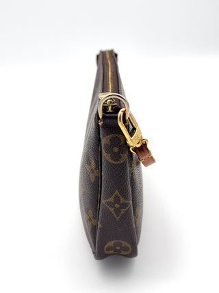Louis Vuitton Pochette Accessoire
