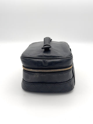 Chanel Vanity Kosmetiktasche Lammleder