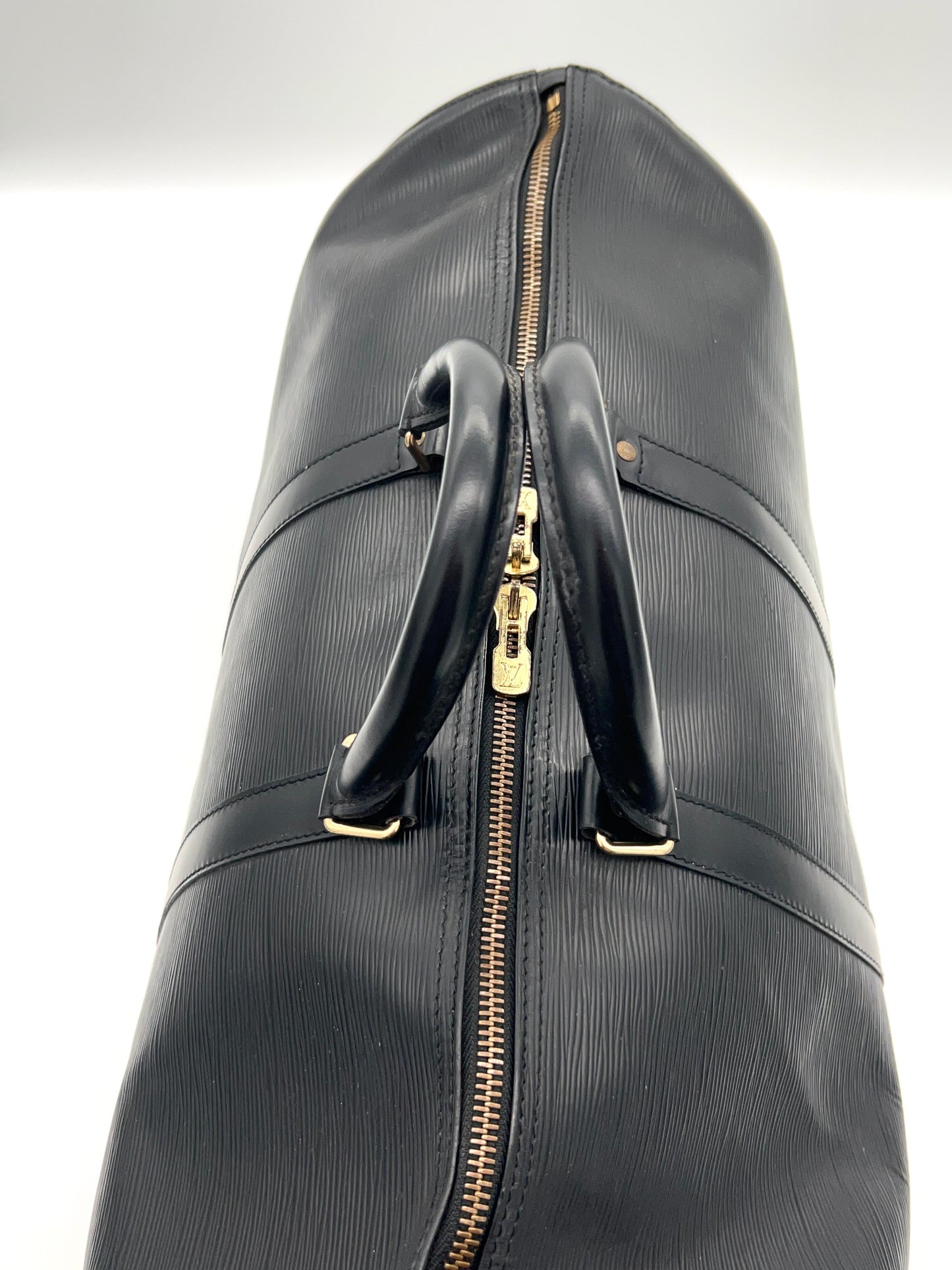 Louis Vuitton Louis Vuitton Keepall 60 Black Epi Leather Duffle