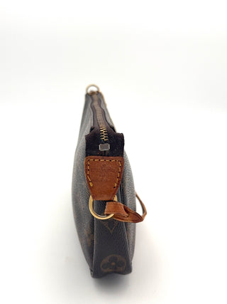 Louis Vuitton Pochette Accessoires