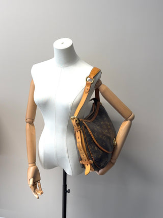 Louis Vuitton Tulum GM Tasche