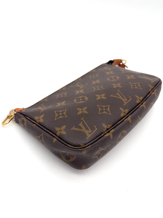 Louis Vuitton Pochette Accessoire