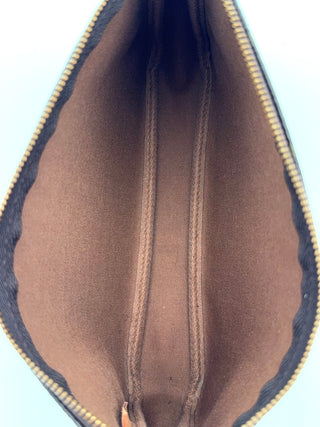 Louis Vuitton Pochette Accessoire