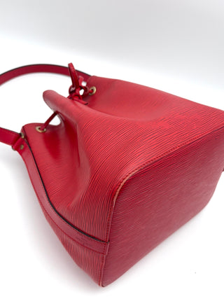 Louis Vuitton Sac Noé Petit Epi Leder rot