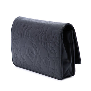Chanel Camellia Embossed Wallet on Chain - Handtasche- Second Hand - BONVOYAGELOUIS