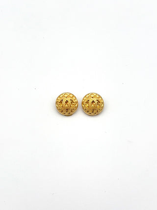 Chanel CC Button Ohrringe - Second Hand - BONVOYAGELOUIS