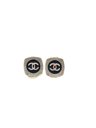 Chanel CC Clip - on Ohrringe silber - Second Hand - BONVOYAGELOUIS