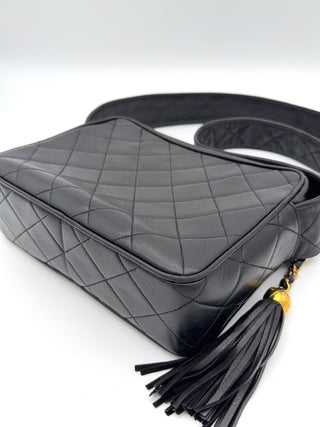 Chanel CC Tassel Camera Bag - Second Hand - BONVOYAGELOUIS