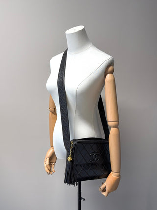 Chanel CC Tassel Camera Bag - Second Hand - BONVOYAGELOUIS