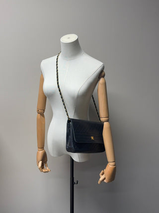 Chanel Singel Flap Tasche schwarz - Second Hand - BONVOYAGELOUIS