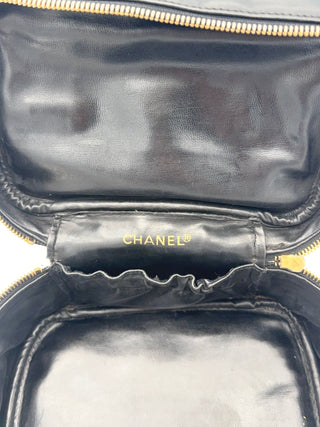 Chanel Vanity Kosmetiktasche Lammleder - Second Hand - BONVOYAGELOUIS