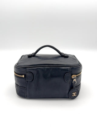 Chanel Vanity Kosmetiktasche Lammleder - Second Hand - BONVOYAGELOUIS