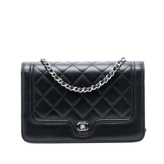 Chanel Wallet on Chain WOC Lammleder - Handtasche- Second Hand - BONVOYAGELOUIS