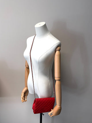 Chanel Wallet on Chain WOC Lammleder rot - Second Hand - BONVOYAGELOUIS