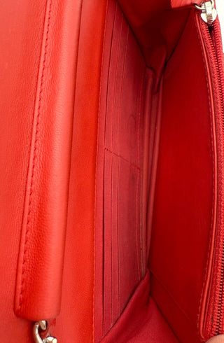 Chanel Wallet on Chain WOC Lammleder rot - Second Hand - BONVOYAGELOUIS