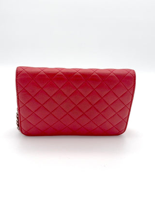 Chanel Wallet on Chain WOC Lammleder rot - Second Hand - BONVOYAGELOUIS