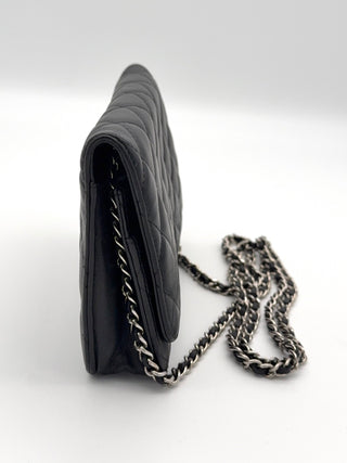 Chanel Wallet on Chain WOC schwarz - Second Hand - BONVOYAGELOUIS