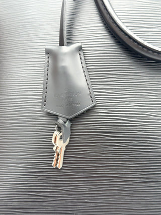 Louis Vuitton Alma Epi Leder schwarz - Handtasche- Second Hand - BONVOYAGELOUIS