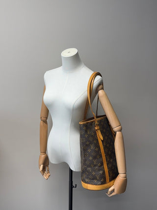 Louis Vuitton Bucket Bag GM - Second Hand - BONVOYAGELOUIS