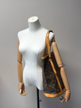 Louis Vuitton Bucket Bag GM - Second Hand - BONVOYAGELOUIS