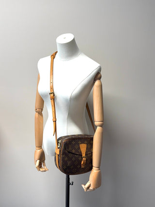 Louis Vuitton Jeune Fille MM - Second Hand - BONVOYAGELOUIS