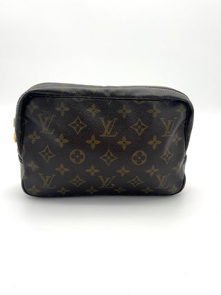 Louis Vuitton Kosmetiktasche Trousse Toilette 23 - Second Hand - BONVOYAGELOUIS