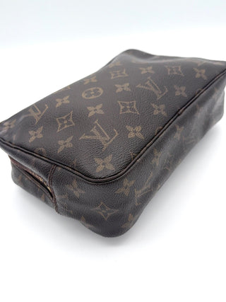 Louis Vuitton Kosmetiktasche Trousse Toilette 23 - Second Hand - BONVOYAGELOUIS