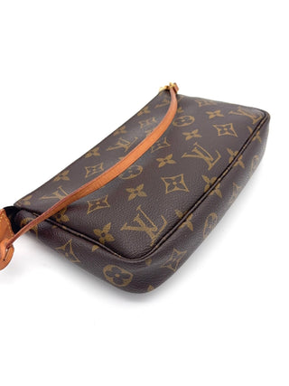 Louis Vuitton Pochette Accessoire - Second Hand - BONVOYAGELOUIS