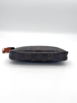 Louis Vuitton Pochette Accessoires - Second Hand - BONVOYAGELOUIS