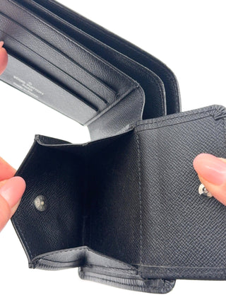 Louis Vuitton Portemonnaie Epi Leder schwarz - Second Hand - BONVOYAGELOUIS