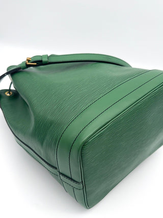 Louis Vuitton Sac Noé Grande Epi Leder grün - Second Hand - BONVOYAGELOUIS