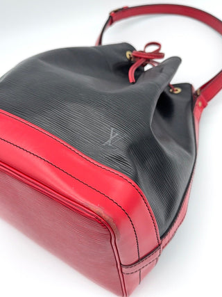 Louis Vuitton Sac Noé Grande Epi Leder schwarz/rot - Second Hand - BONVOYAGELOUIS