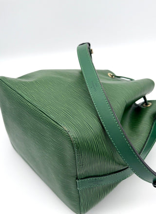 Louis Vuitton Sac Noé Petit Epi Leder grün - Second Hand - BONVOYAGELOUIS